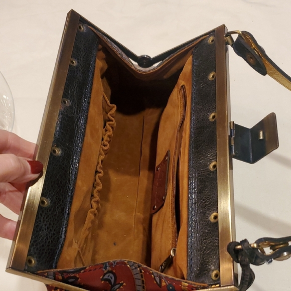 Elegant Multicolor Top Handle Bag - Picture 3 of 5